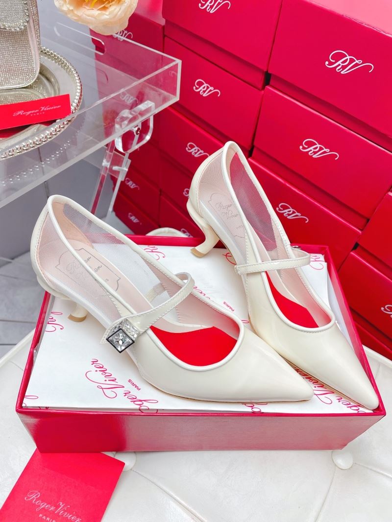 Roger Vivier flat shoes